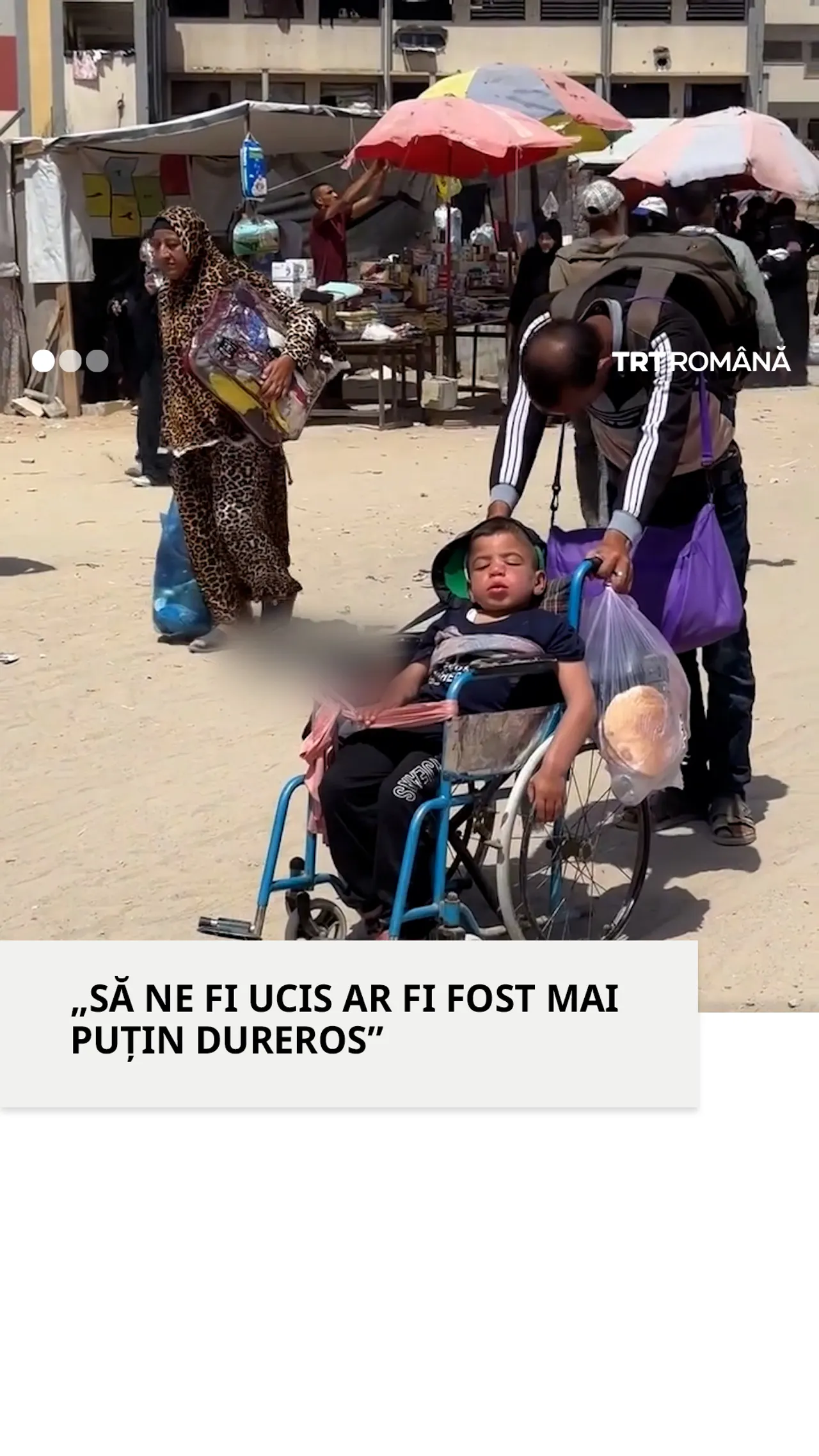 În timpul unei evacuări forțate, un palestinian s-a prăbușit la pământ